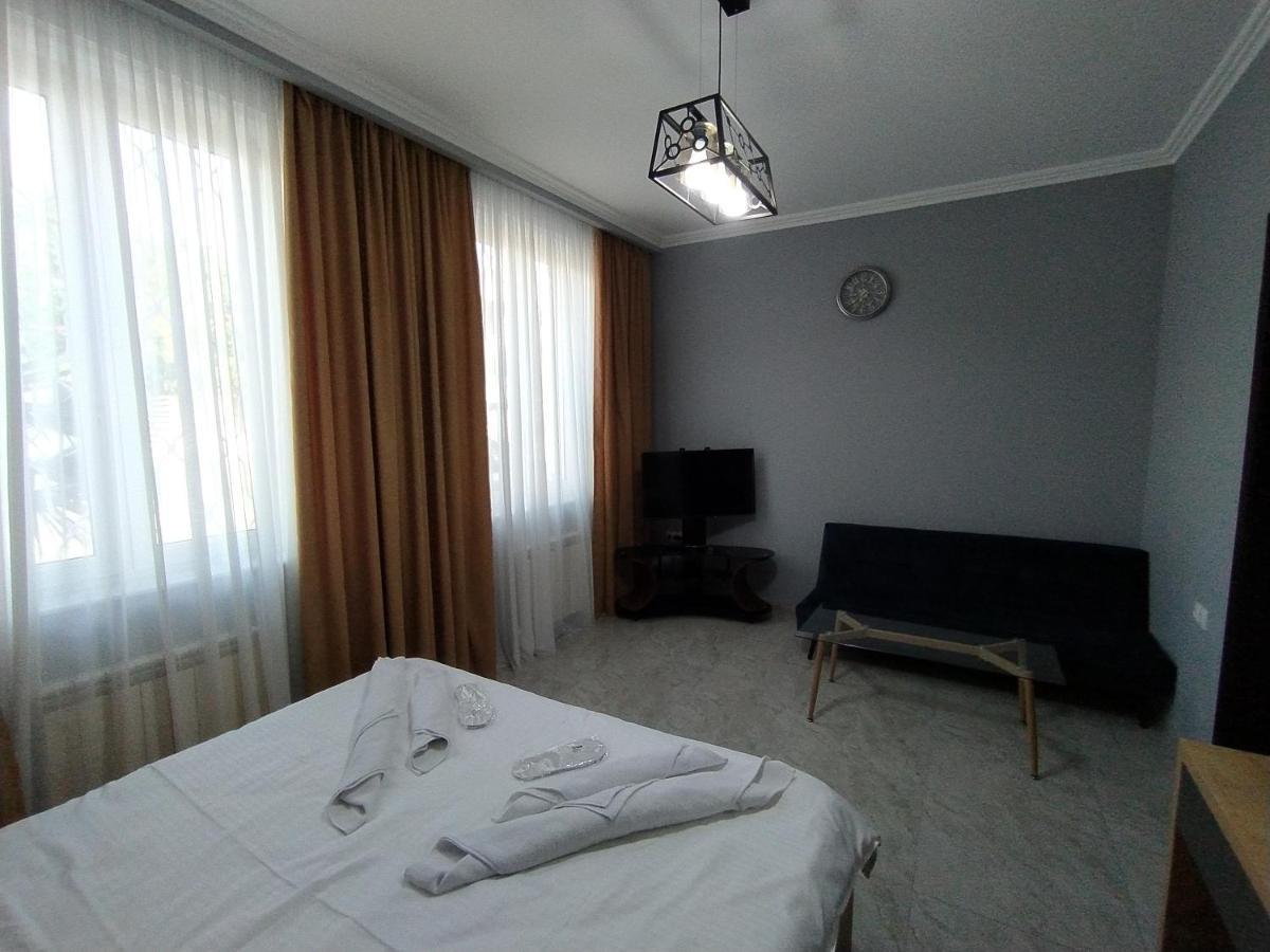 Nice Apartments Tiflis Dış mekan fotoğraf