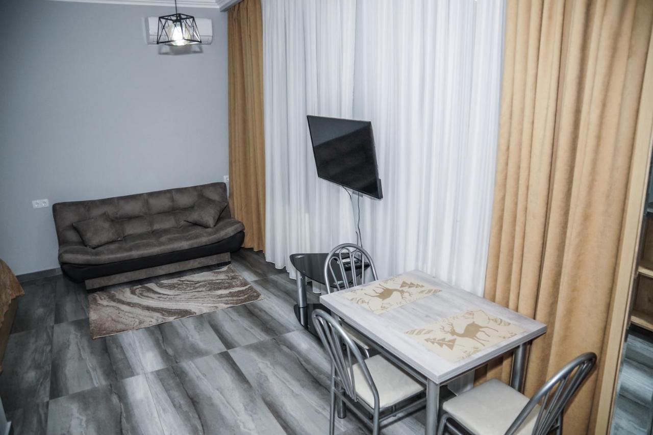 Nice Apartments Tiflis Dış mekan fotoğraf
